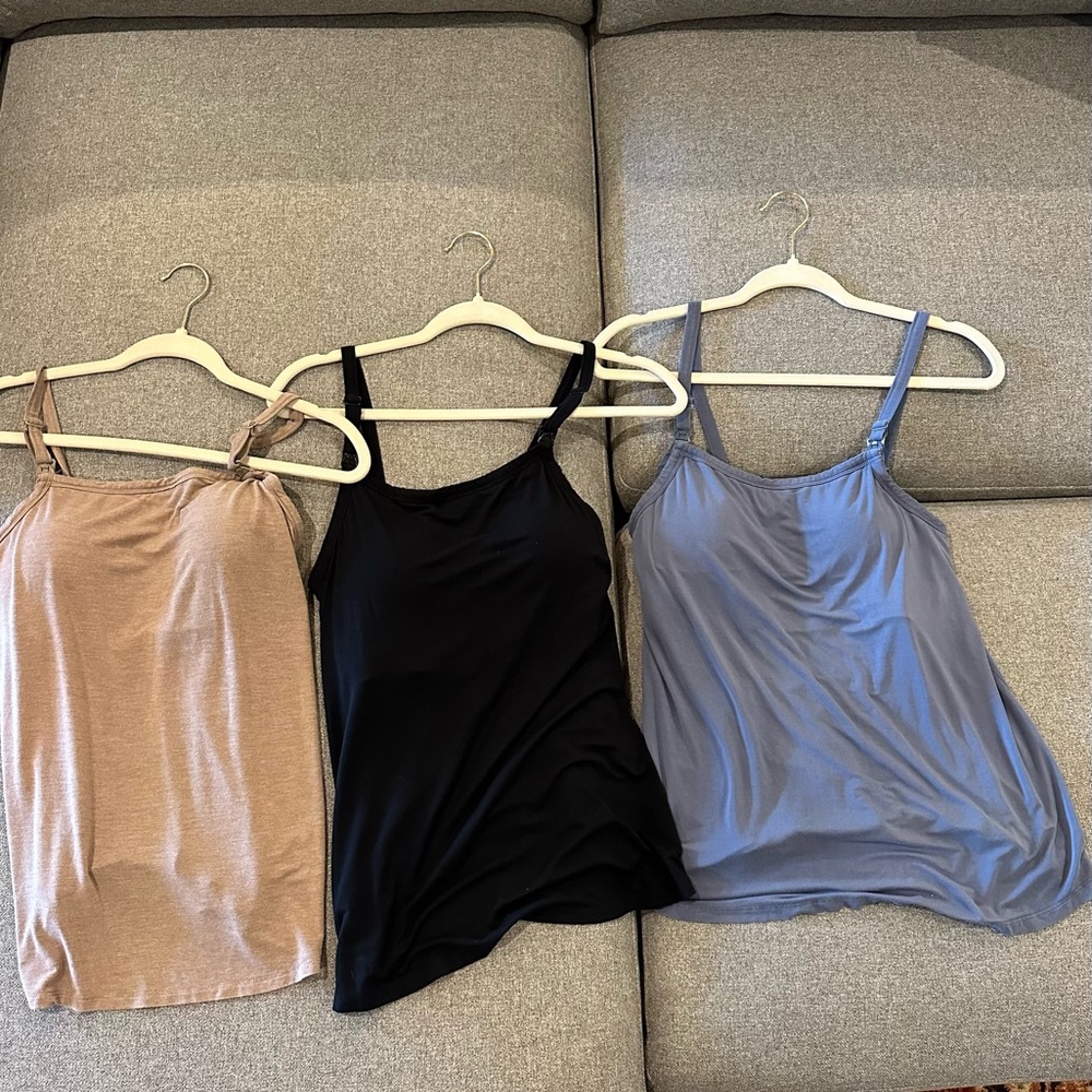 Kindred bravely lounge around nursing tank bundle Medium